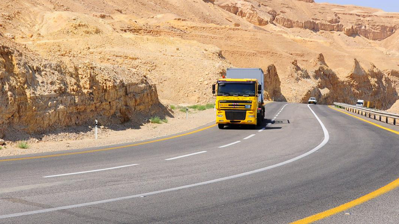 Πώς συντηρείται η ροή εμπορευμάτων εν μέσω κρίσης στη Μέση Ανατολή;
